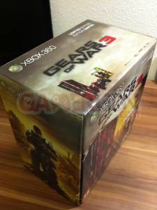 Xbox 360 Slim Gears of War 3 Edition Limited 02