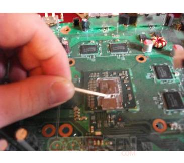 Changement pâte thermique carte mère et processeur - Tutoriel de réparation  iFixit